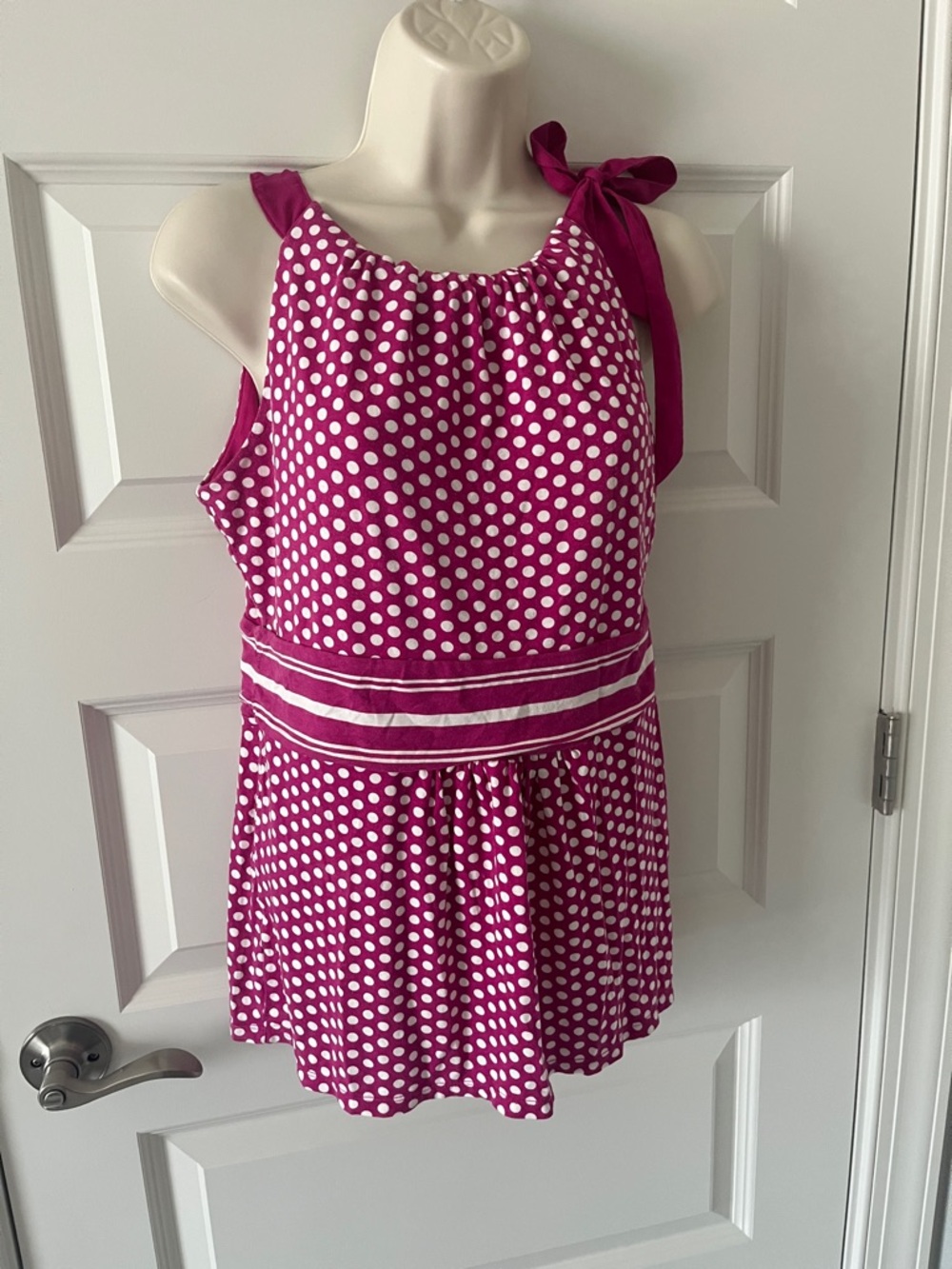 Ann Taylor Magenta Polka Dot Tie-Shoulder Camisole